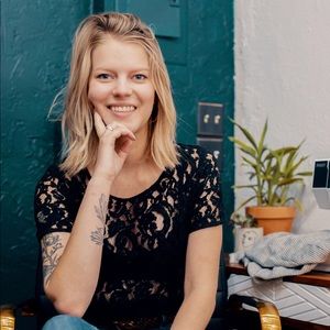 Meet your Posher, Rebecca